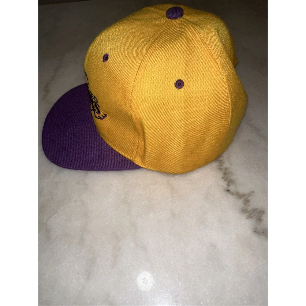 Los Angeles Lakers Snapback‎ Hat Adjustable, Creamy Yellow